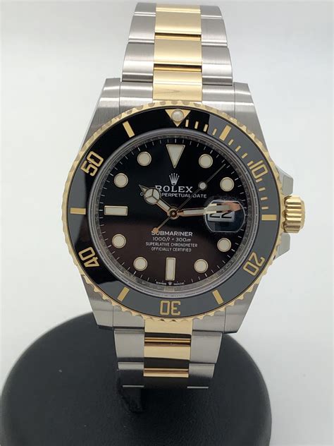 oyster steel submariner date 41mm